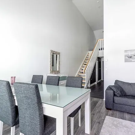 Starvillas B305 Downtown Incl Wifi, Sauna, Balcony *